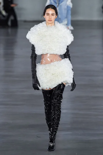Look 40